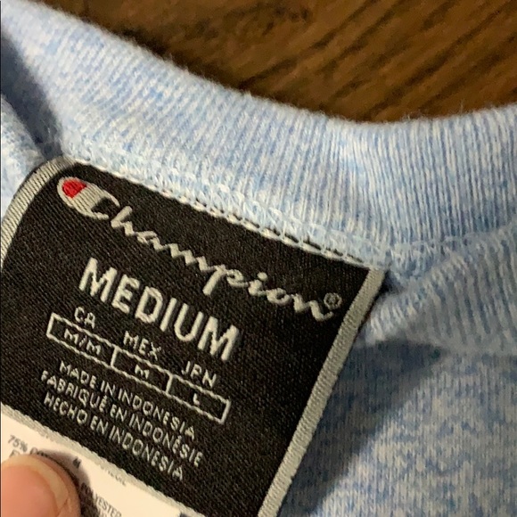 Champion Crop Top - Picture 5 of 5